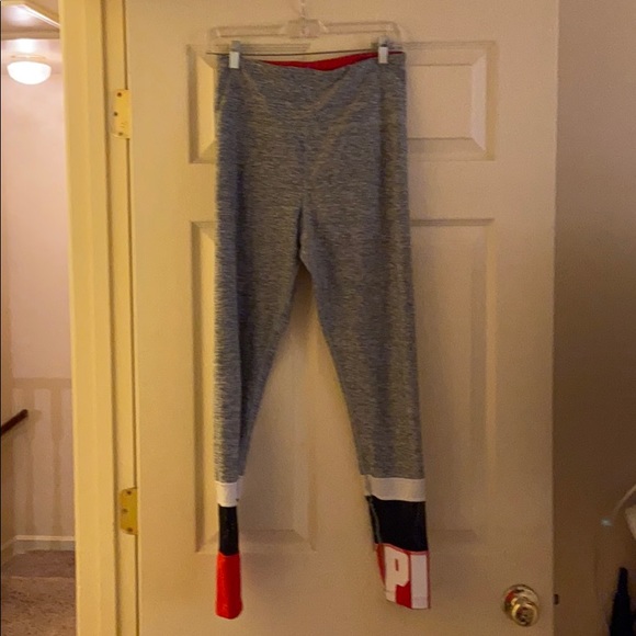 2 piece set - Picture 2 of 3